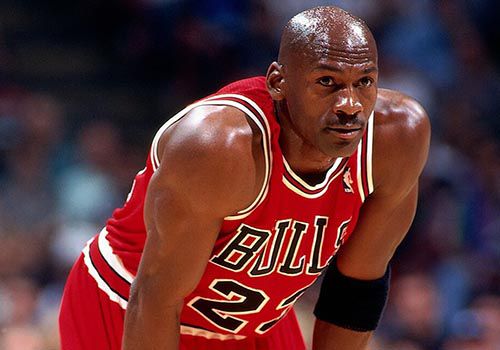 Michael Jordan là huyền thoại vị trí bóng rổ _ Hậu vệ ghi điểm
